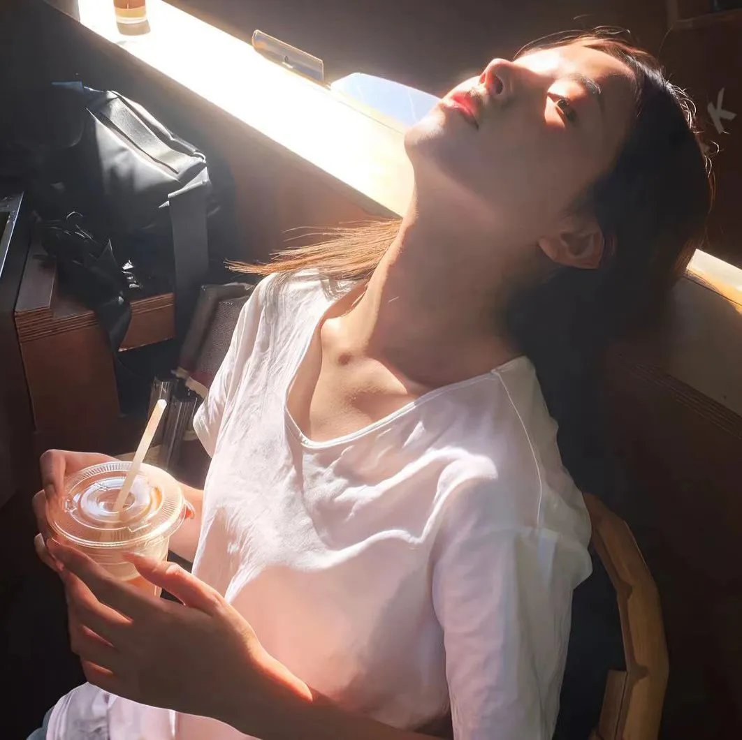 穿越从攻略女帝开始